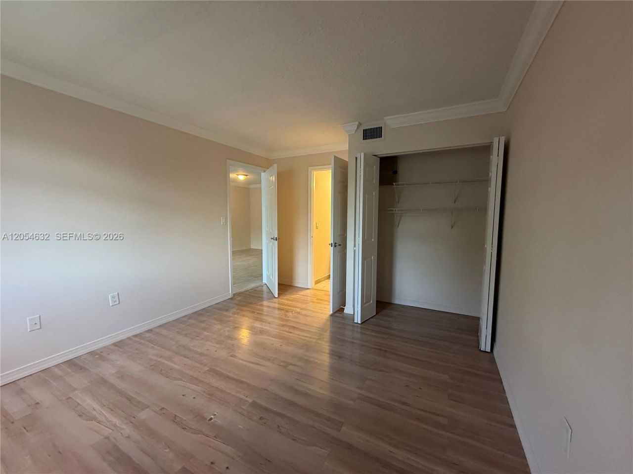 6195 NW 186th St , Unit 114, Hialeah, FL 33015 Photo