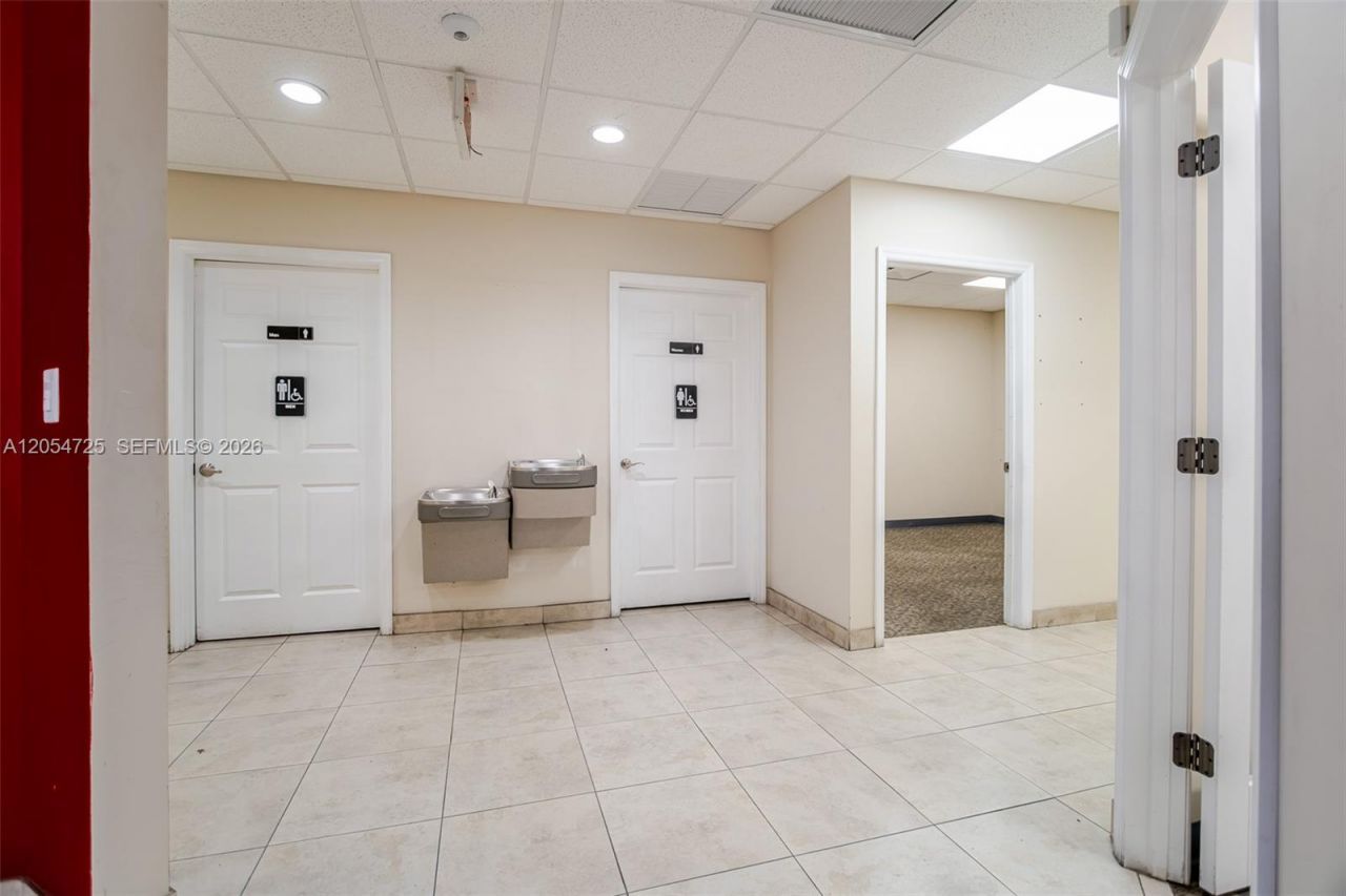 1001 NW 72nd St , Miami, FL 33150 Photo