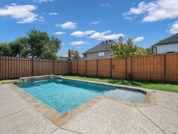 1028 Colony Street , Flower Mound, TX 75028