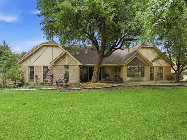 334 N Maxwell Creek Road, Murphy, TX 75094