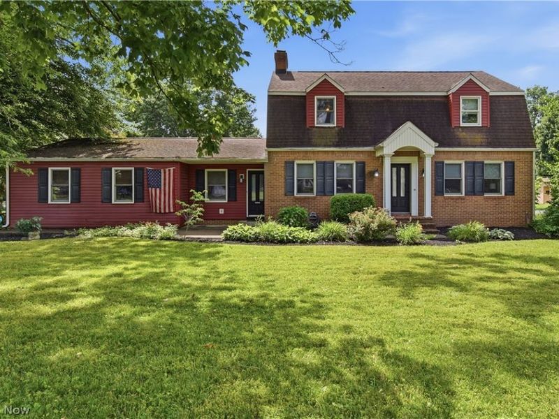 7445 Market Avenue N, North Canton, OH 44721 Photo 1