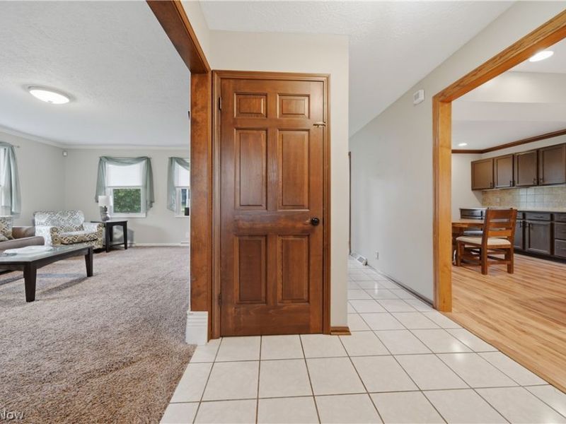 7445 Market Avenue N, North Canton, OH 44721 Photo 6