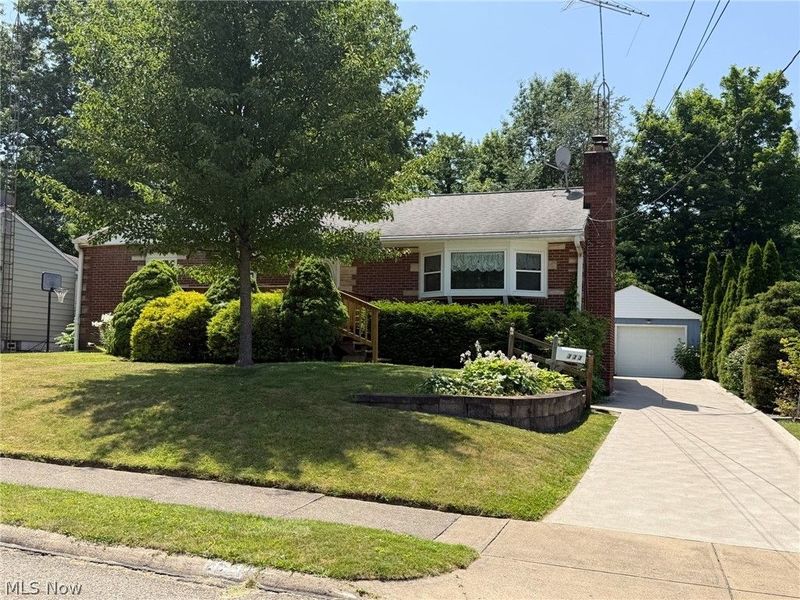 333 Bonnieview Avenue , Alliance, OH 44601 Photo 2