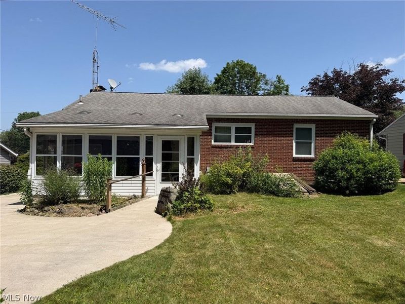333 Bonnieview Avenue , Alliance, OH 44601 Photo 8