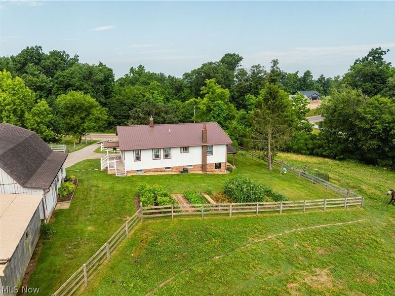 6520 County Road 77, Millersburg, OH 44654 Photo 7