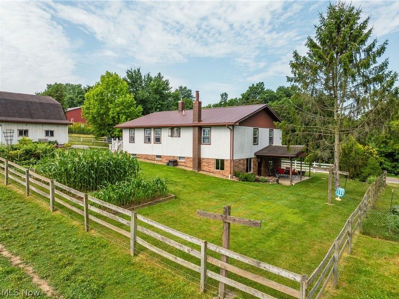 6520 County Road 77, Millersburg, OH 44654 Photo 8