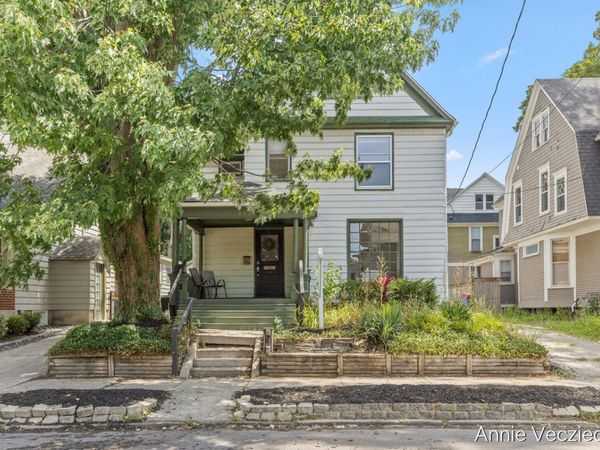 262 Hollister Avenue SE, Grand Rapids, MI 49506