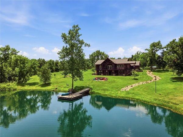 18354 Kreider Road, Linwood, KS 66052