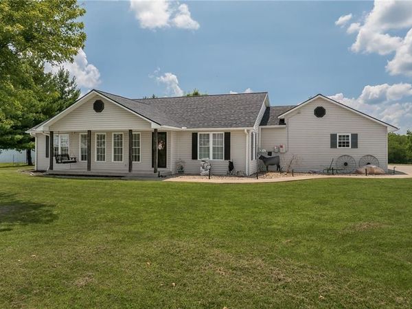 10700 SE Crabapple Road, Agency, MO 64401