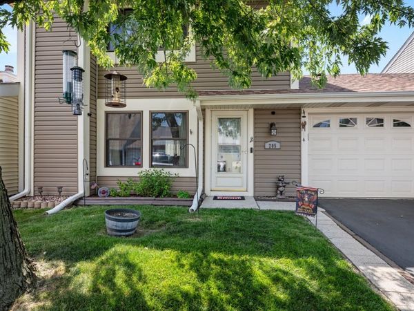 205 Robbin Drive , Romeoville, IL 60446