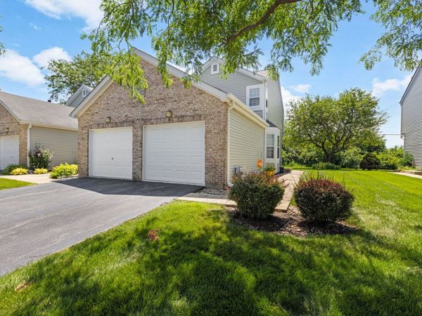 486 Nicole Drive , Unit D, Bartlett, IL 60103