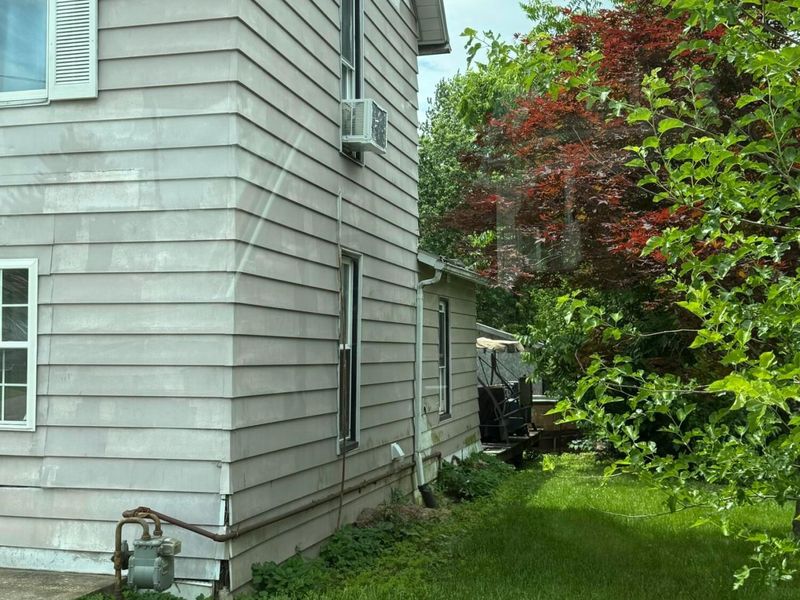 211 N Main Street , Pleasantville, OH 43148 Photo 9