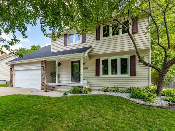 2701 Scenic Valley Drive, West Des Moines, IA 50265