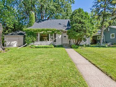 1531 Idaho Avenue W, Falcon Heights, MN 55108