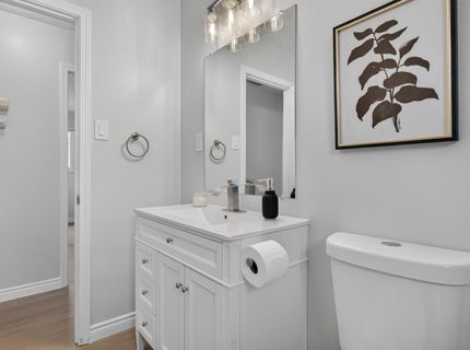 1964 Joan Way, Sacramento, CA 95815 Photo