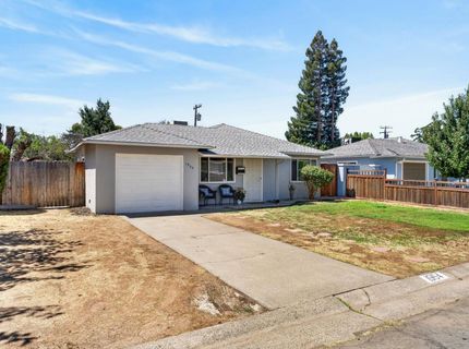 1964 Joan Way, Sacramento, CA 95815 Photo