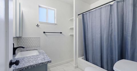 2237 Conifer Way, Sacramento, CA 95838 Photo