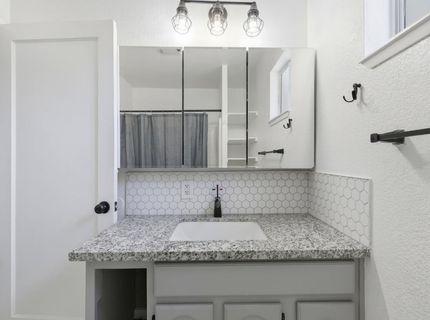 2237 Conifer Way, Sacramento, CA 95838 Photo