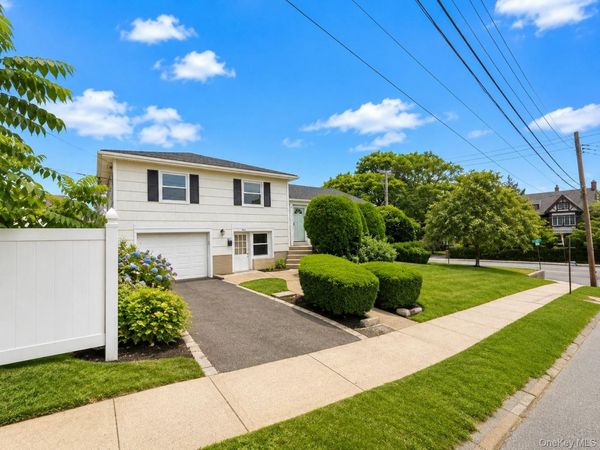 3 Soundview Street , New Rochelle, NY 10805