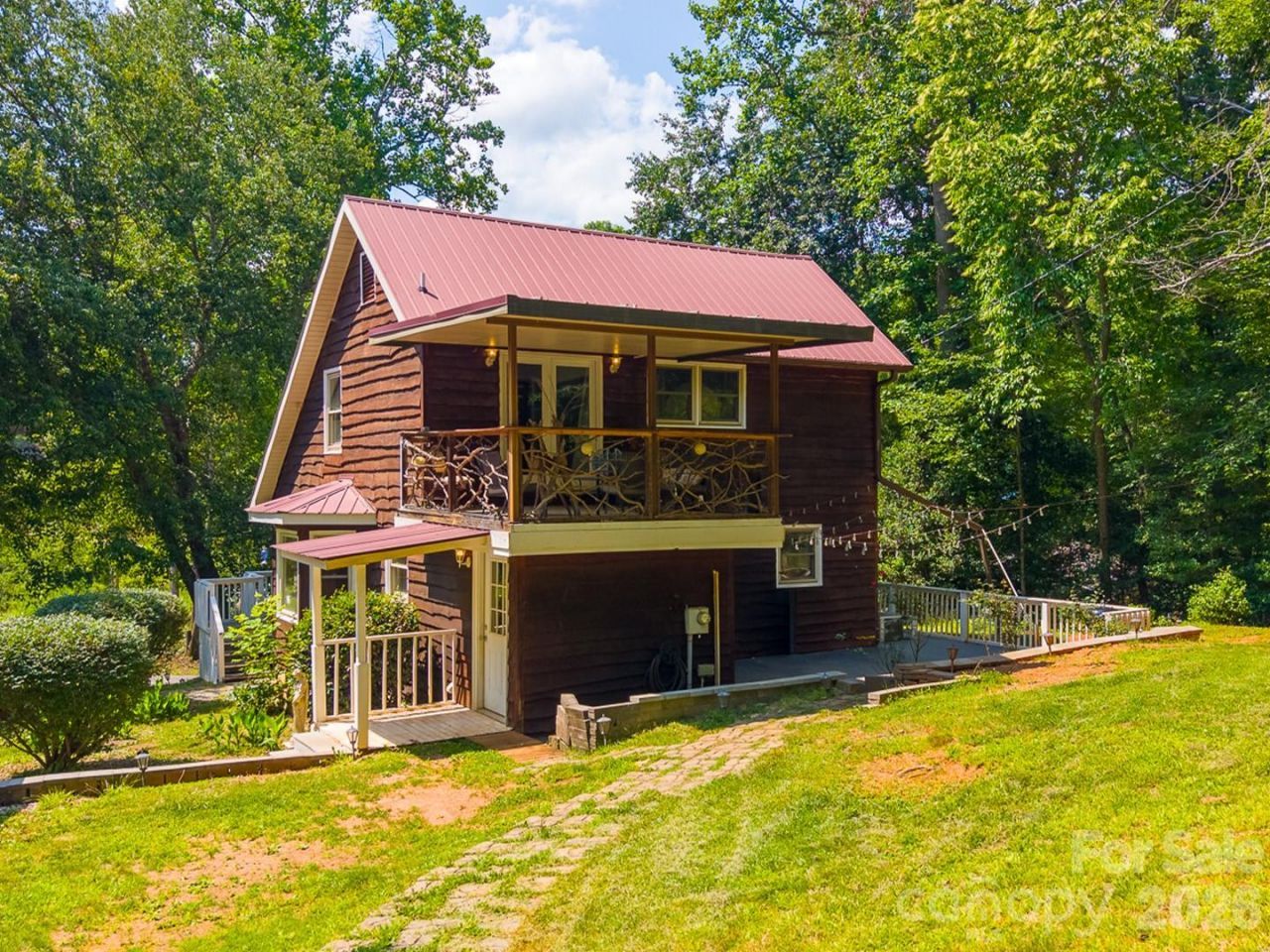 26 W Cowee Woods Court, Franklin, NC 28734 Main Photo