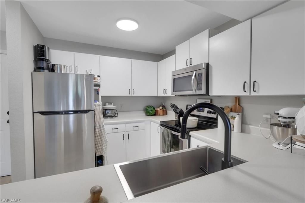 8304 Key Royal Cir , Unit 1723, Naples, FL 34119 Photo