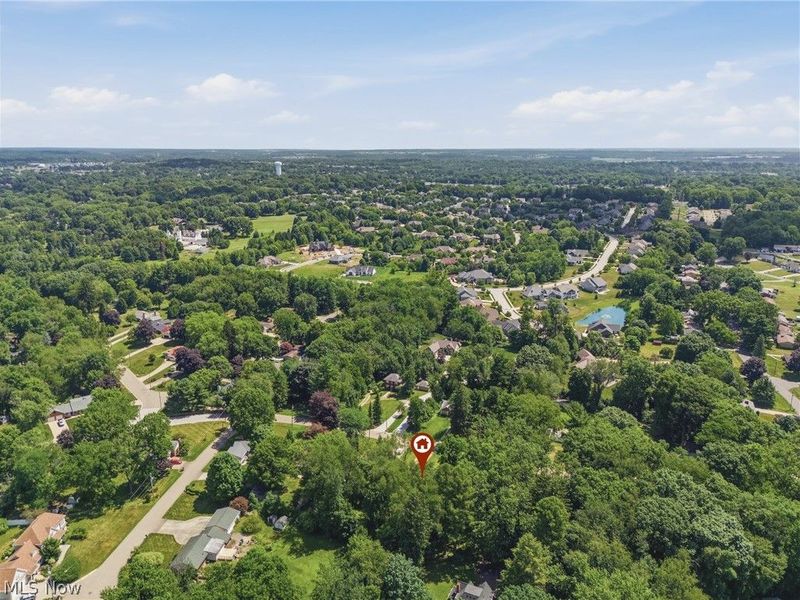 1693 Meadowlane Drive SE, Canton, OH 44709 Photo 35