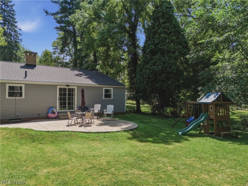1693 Meadowlane Drive SE, Canton, OH 44709 Photo 8