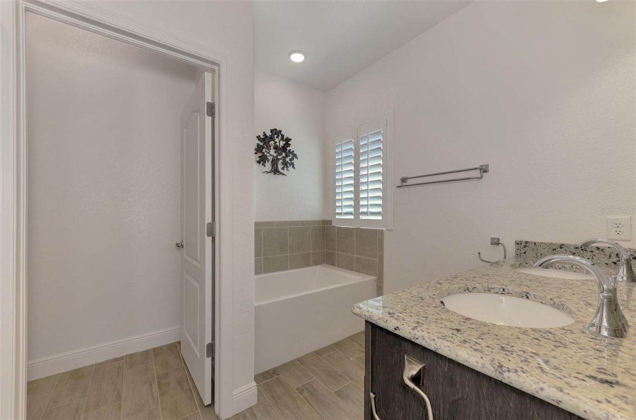 2705 Lamkin Road , North Port, FL 34288 Photo