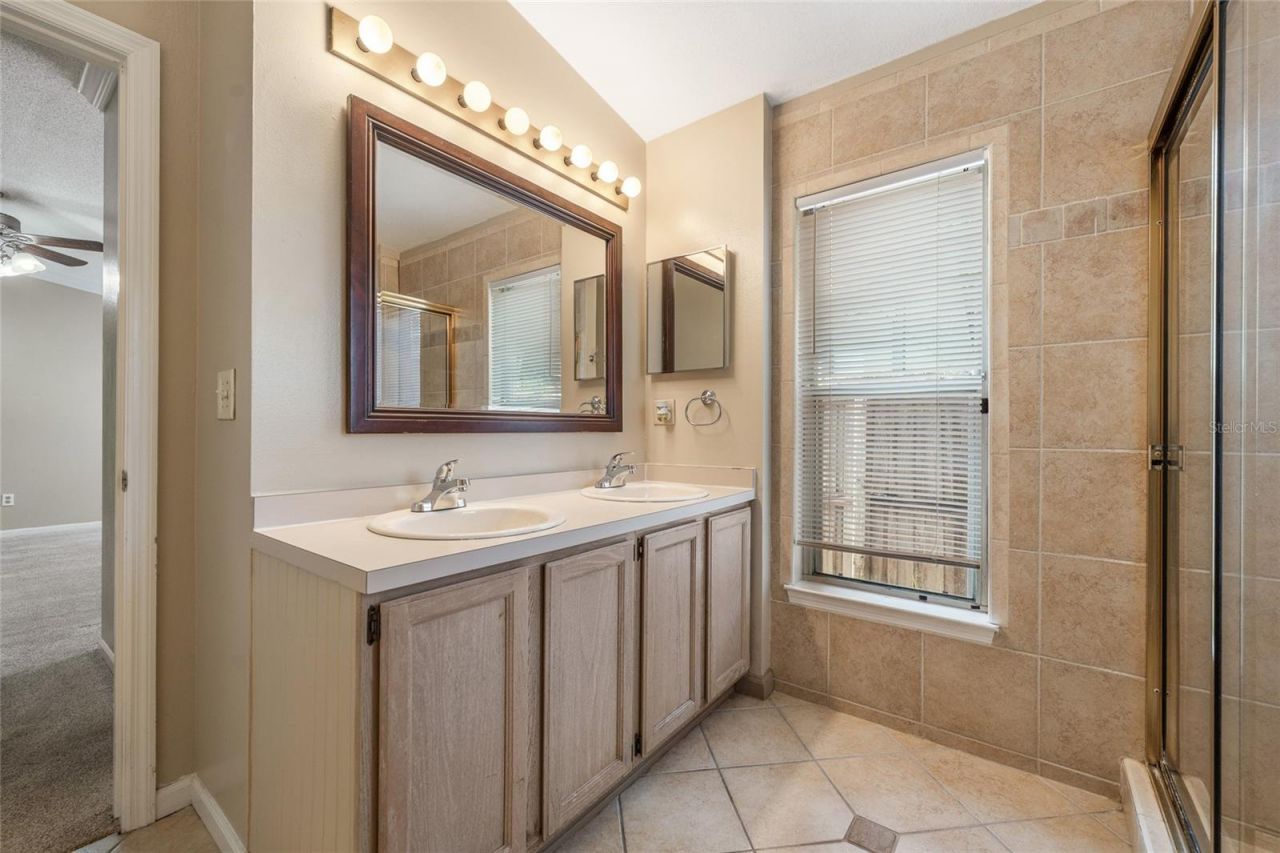 7909 Waldorf Court , Orlando, FL 32817 Photo