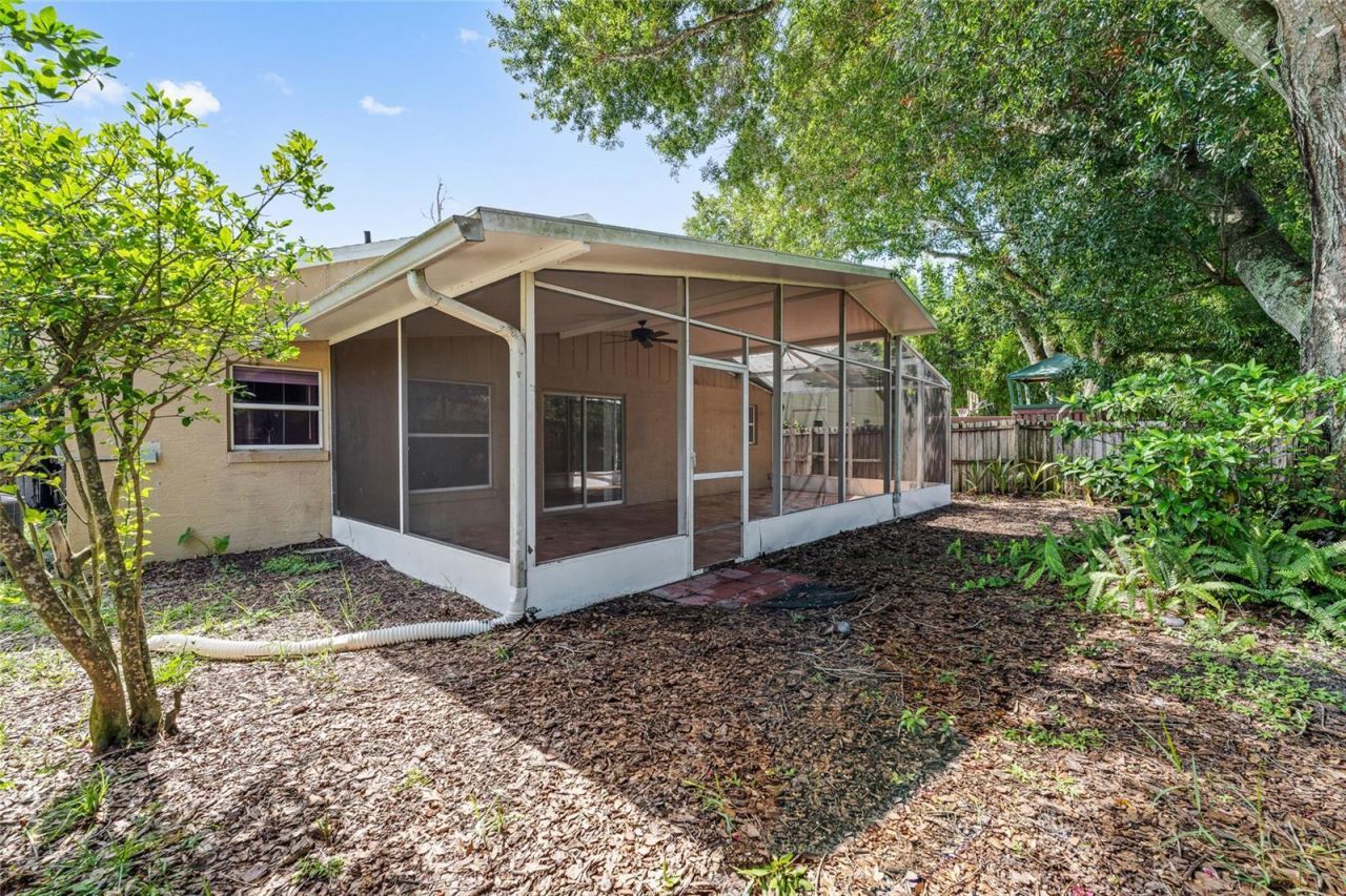 7909 Waldorf Court , Orlando, FL 32817 Photo