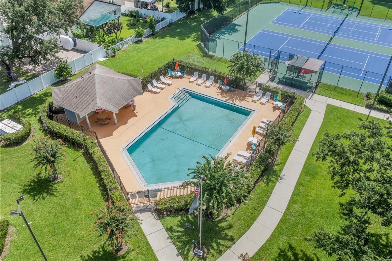 7909 Waldorf Court , Orlando, FL 32817 Photo
