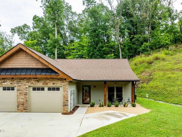 1129 Traders Walk, Johnson City, TN 37601