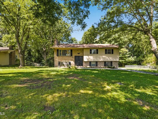 186 Brookwood Circle, Bristol, VA 24201