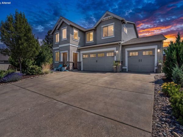 20867 SE Sunniberg Lane, Bend, OR 97702