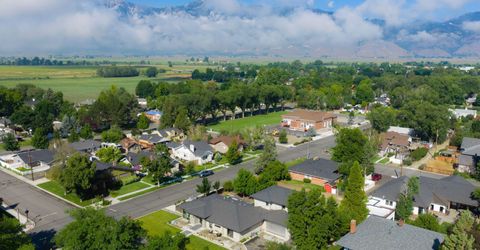1592 6th Street, Minden, NV 89423 Photo