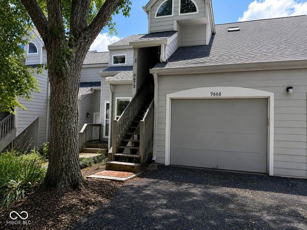 9668 S Bay Pointe Court, Unit 77, Bloomington, IN 47401