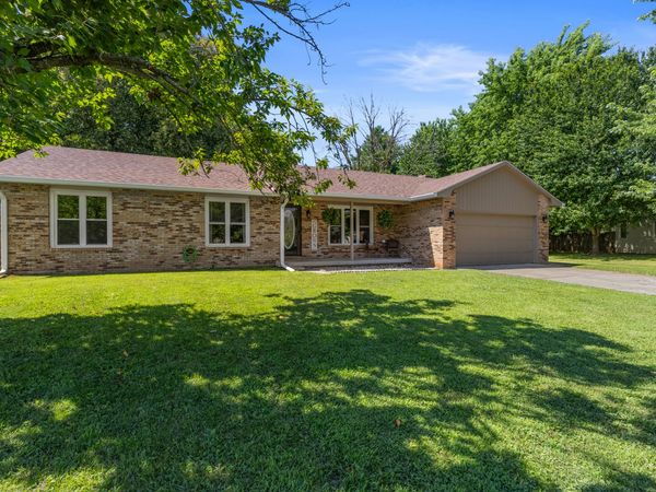 5308 E Broadmore Drive, Columbus, IN 47201