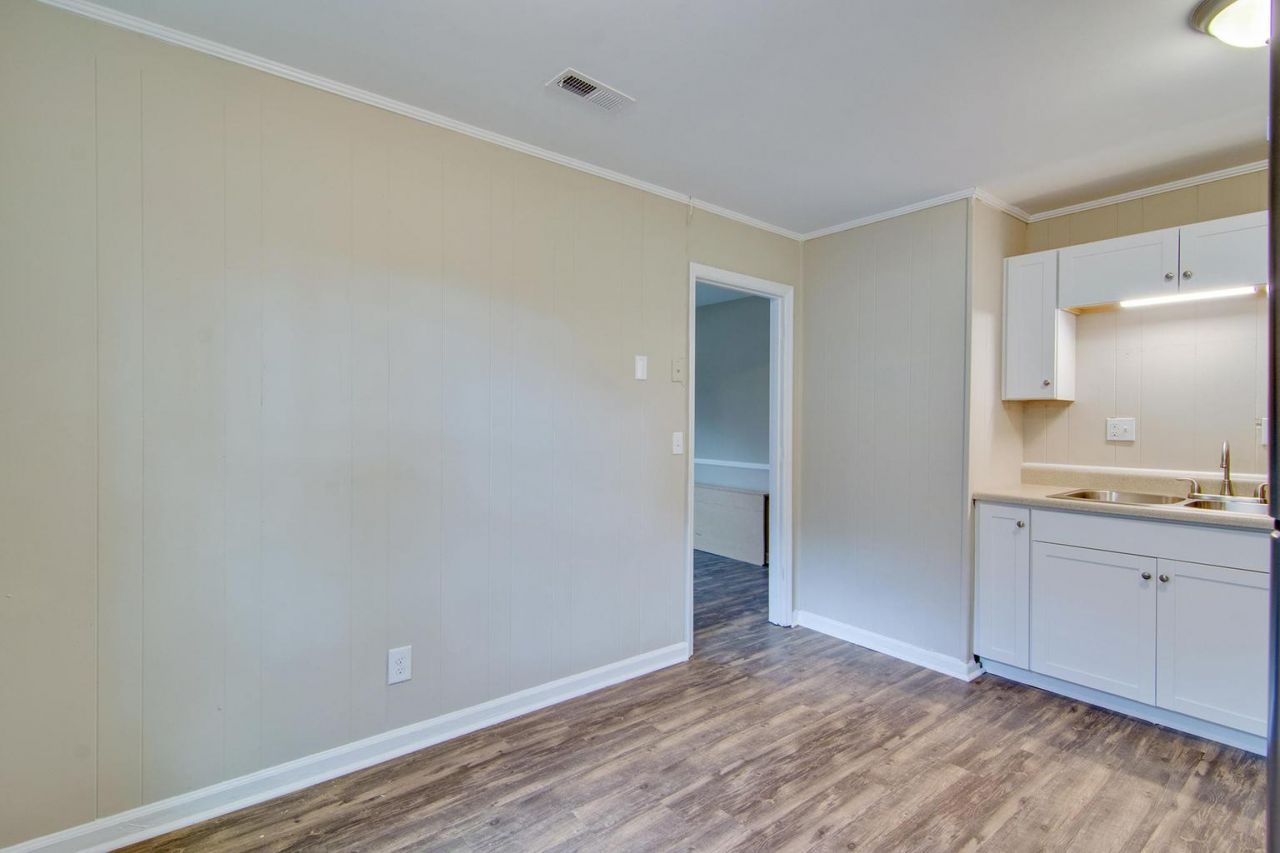 1028 Orleans Road Photo 11
