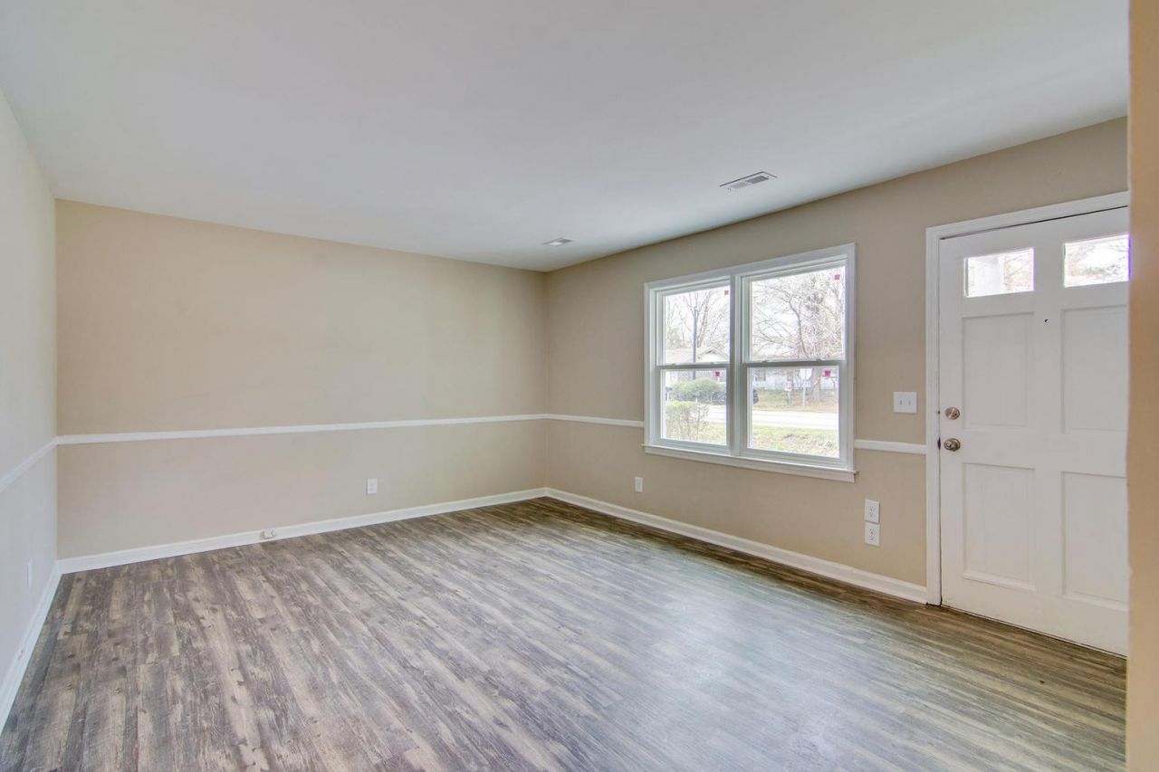 1028 Orleans Road Photo 8