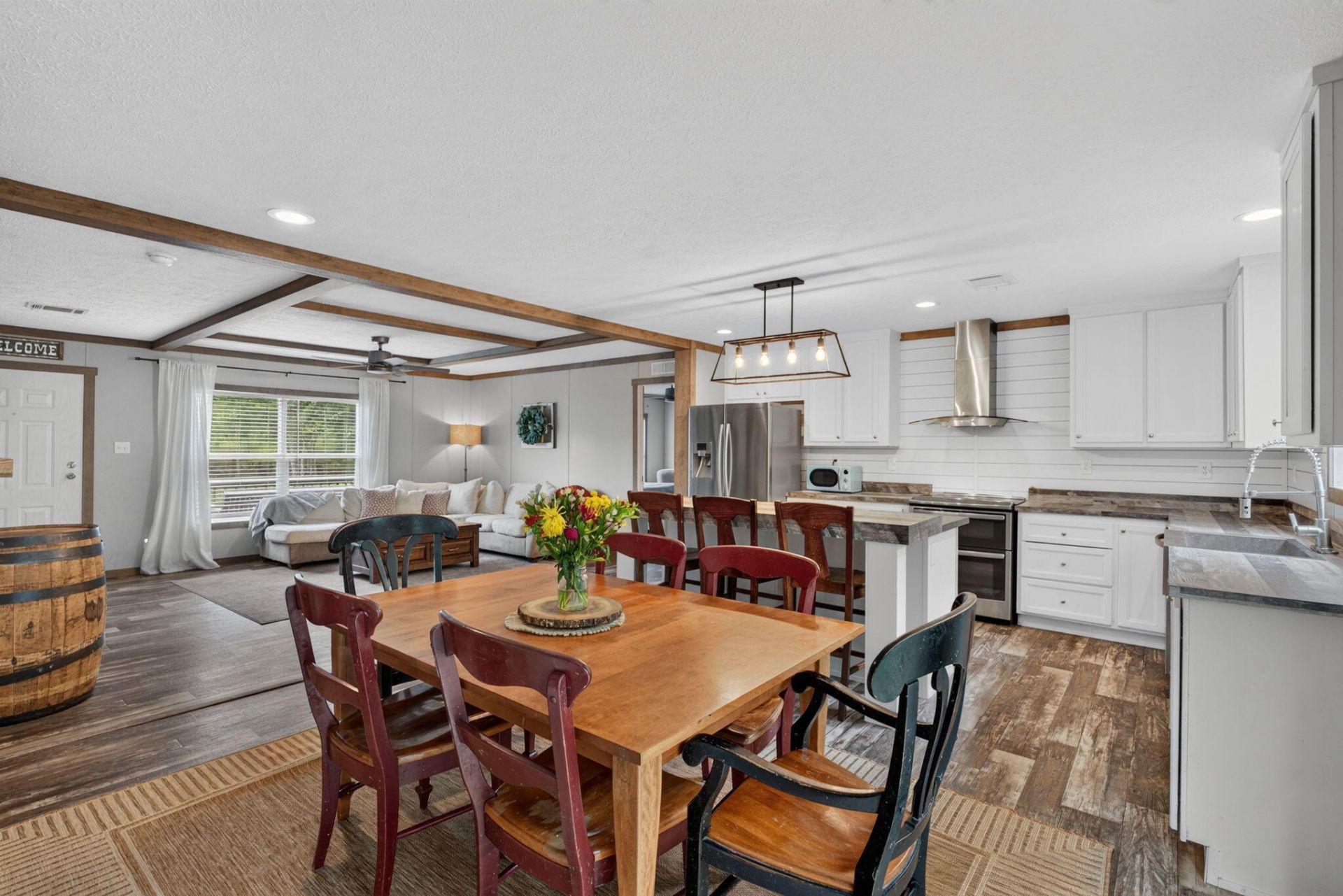 446 Salem Road Photo 14