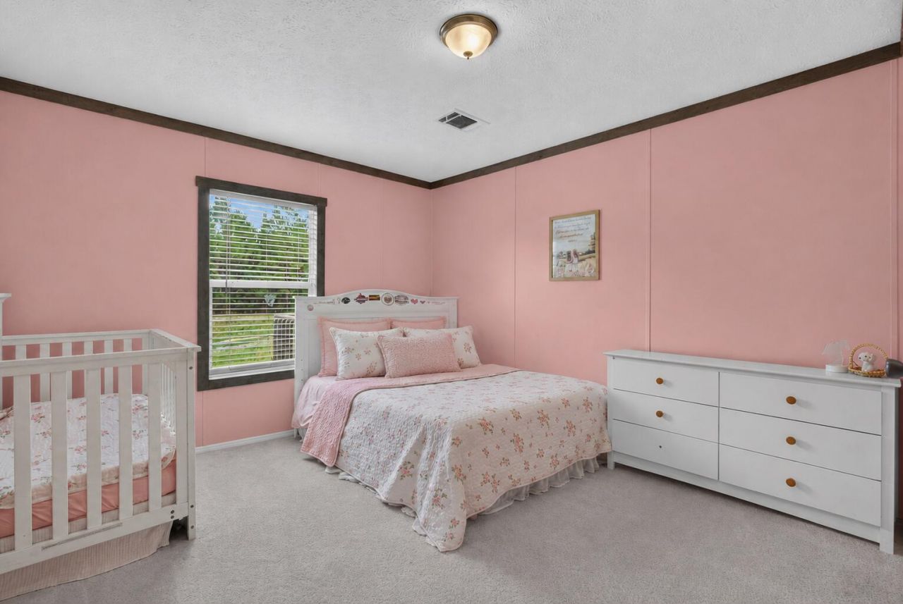 446 Salem Road Photo 18