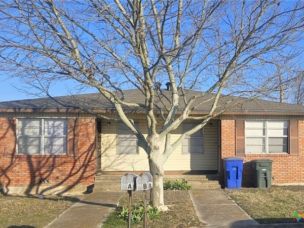 211 Marston Avenue , Copperas Cove, TX 76522