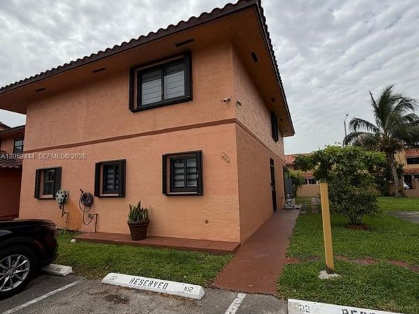 2760 W 63rd Pl , Unit 106-23, Hialeah, FL 33016