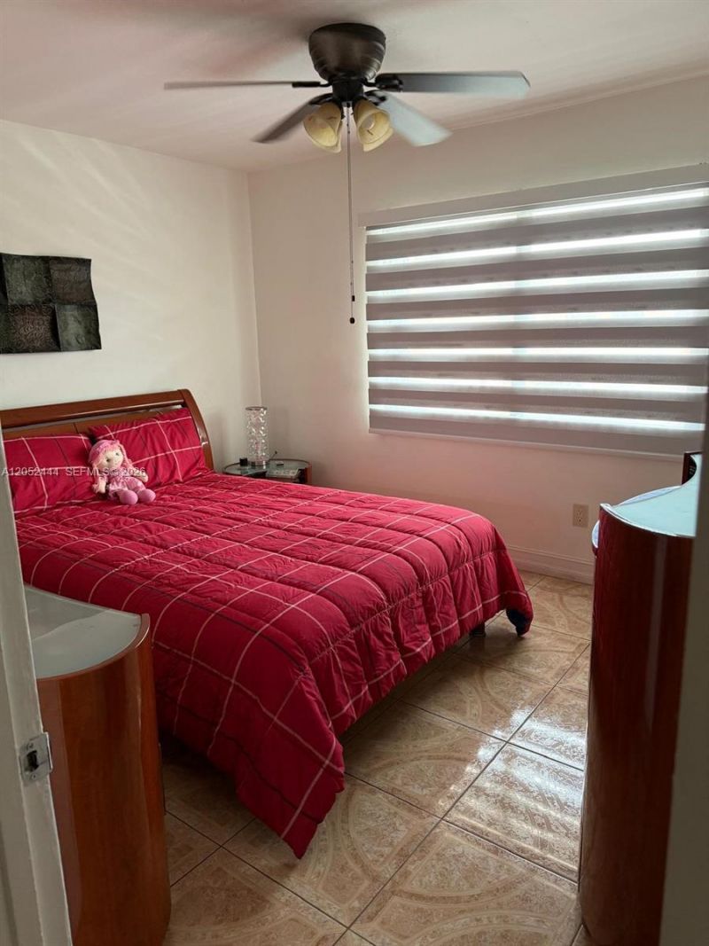 2760 W 63rd Pl, Unit 106-23, Hialeah, FL 33016 Photo