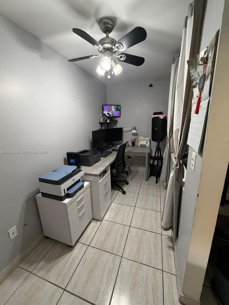 2760 W 63rd Pl, Unit 106-23, Hialeah, FL 33016 Photo