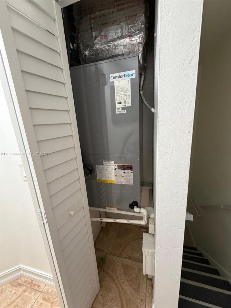 2760 W 63rd Pl, Unit 106-23, Hialeah, FL 33016 Photo