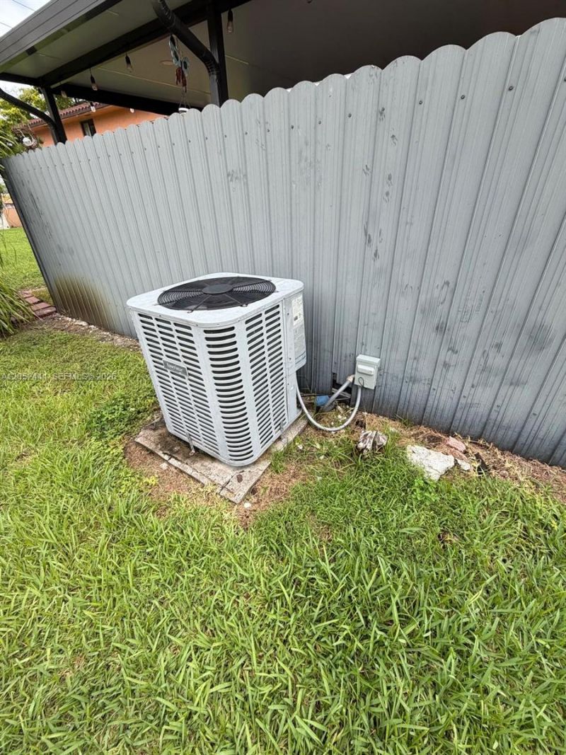2760 W 63rd Pl, Unit 106-23, Hialeah, FL 33016 Photo