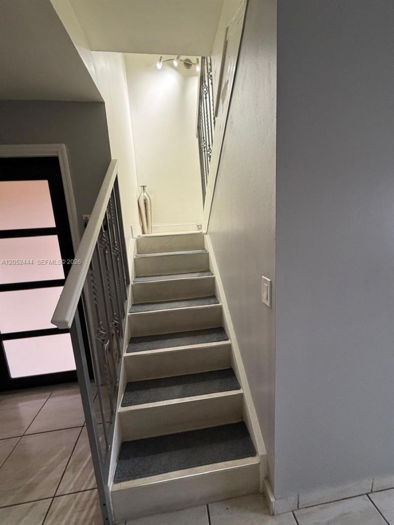 2760 W 63rd Pl, Unit 106-23, Hialeah, FL 33016 Photo