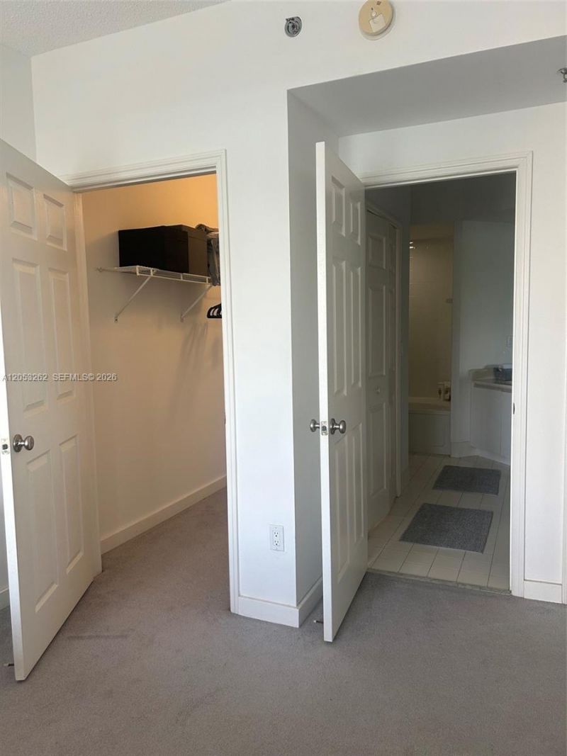 3215 NE 184th St, Unit 14406, Aventura, FL 33160 Photo