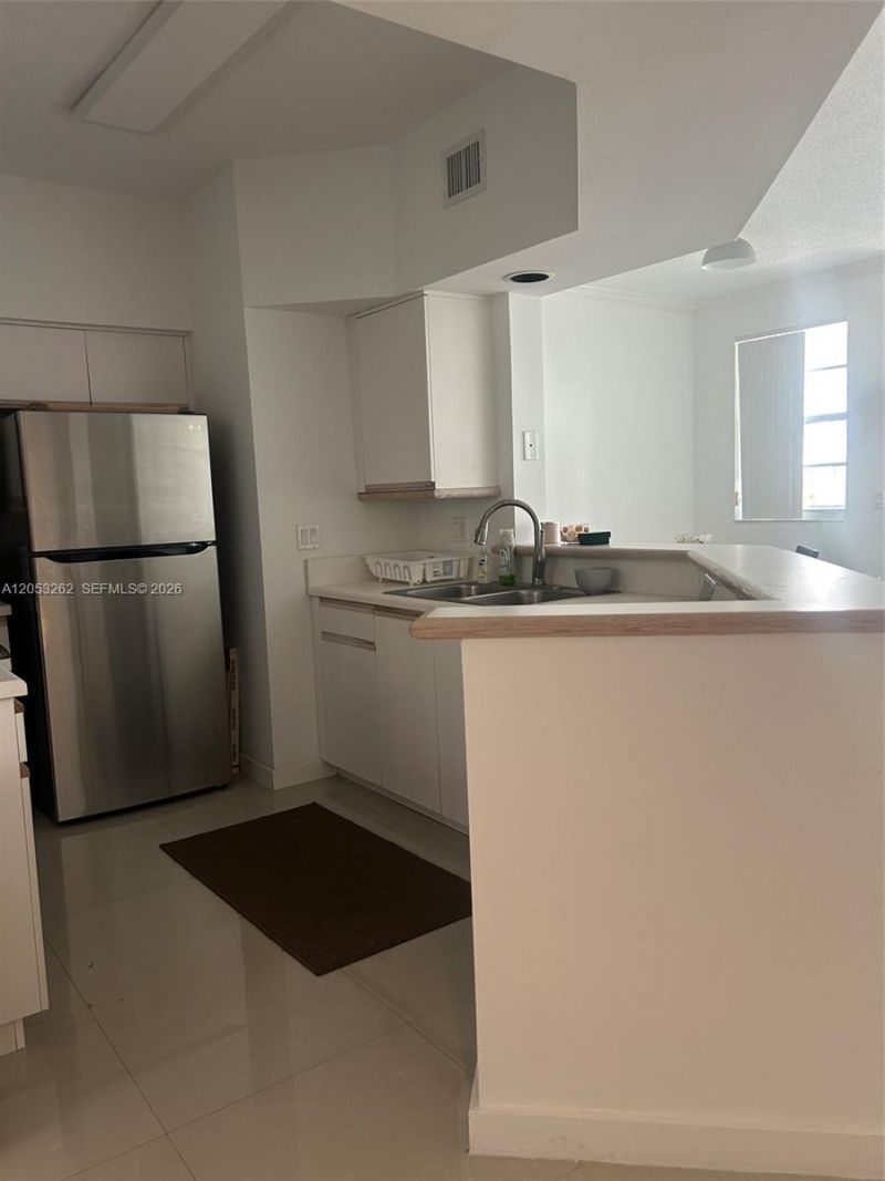 3215 NE 184th St, Unit 14406, Aventura, FL 33160 Photo